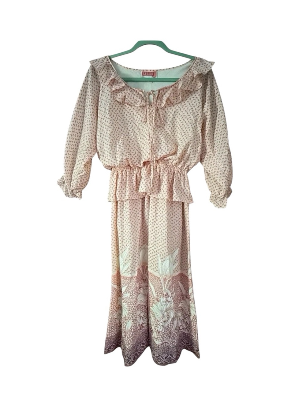 1970s Vintage Prairie Dress LESLIE J. Calico Ruffles Floral Hippie Dress Boho
